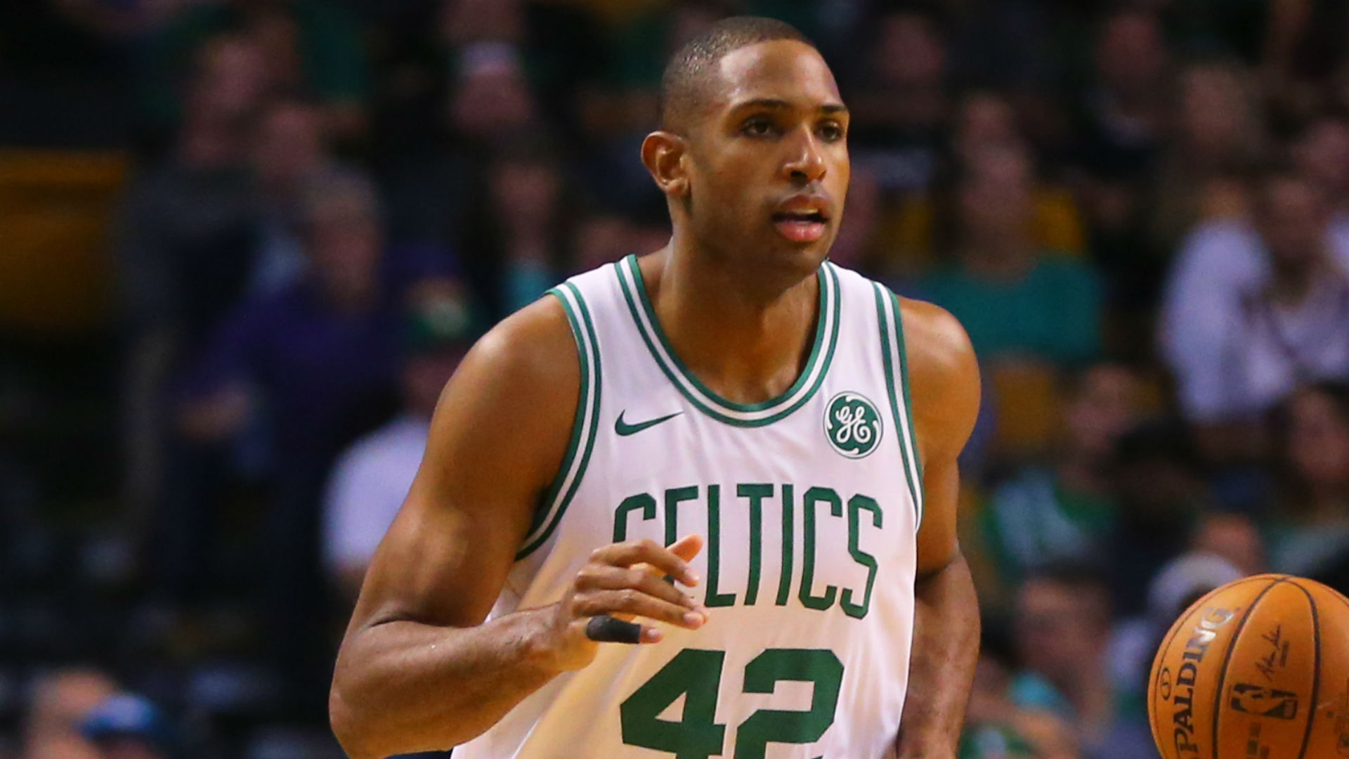 NBA wrap: Celtics topple Raptors for 12th straight win