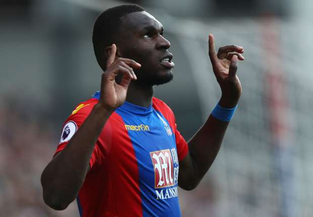 Klopp wary of familiar foe Benteke at Crystal Palace