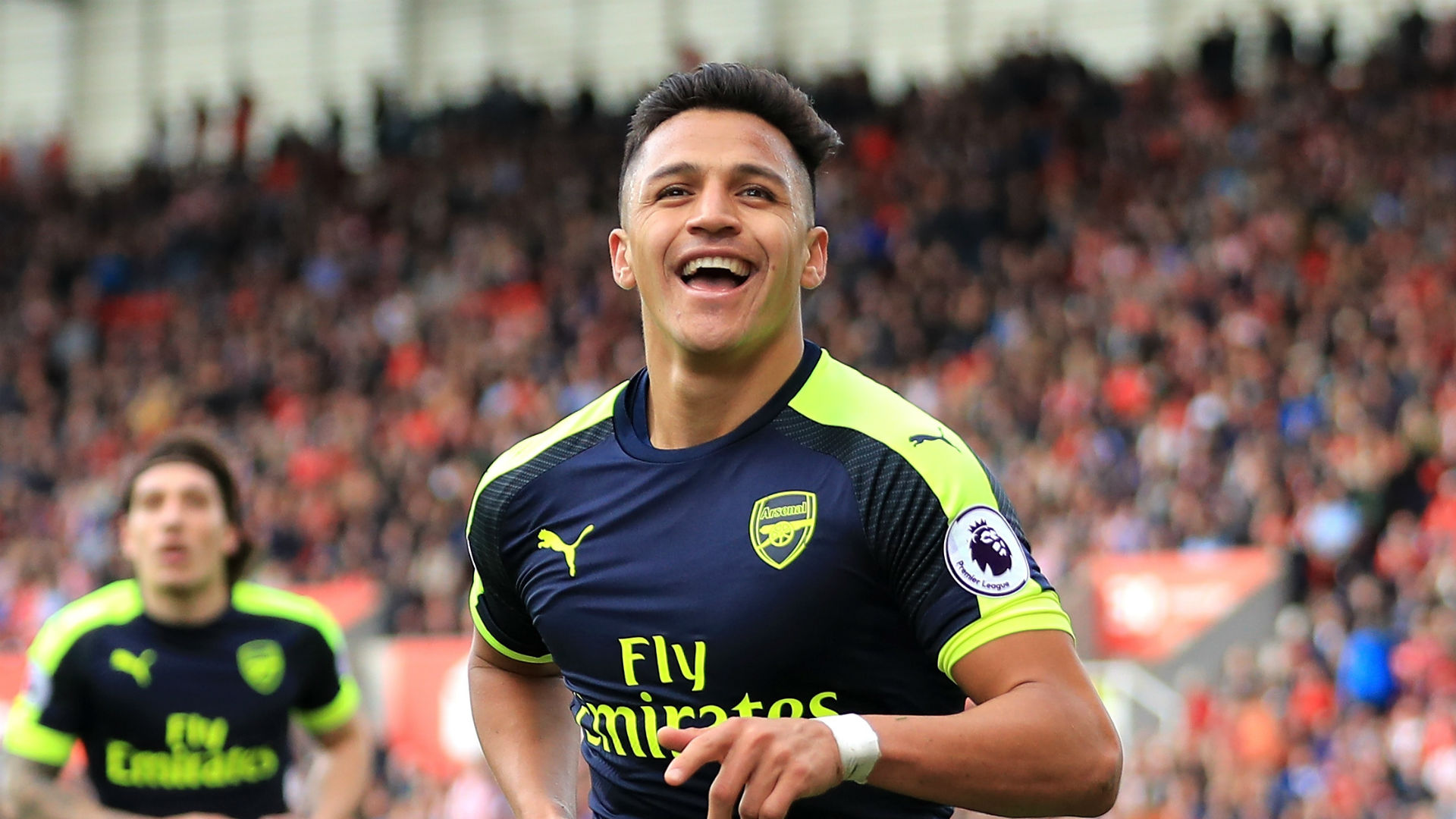 EPL: Alexis Sanchez shines as Arsenal beat Sunderland