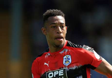 Huddersfield hand new deals to trio