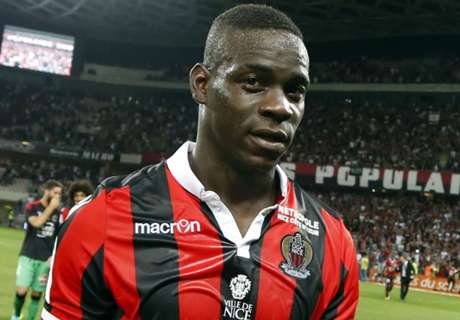 Favre hints at Balotelli return