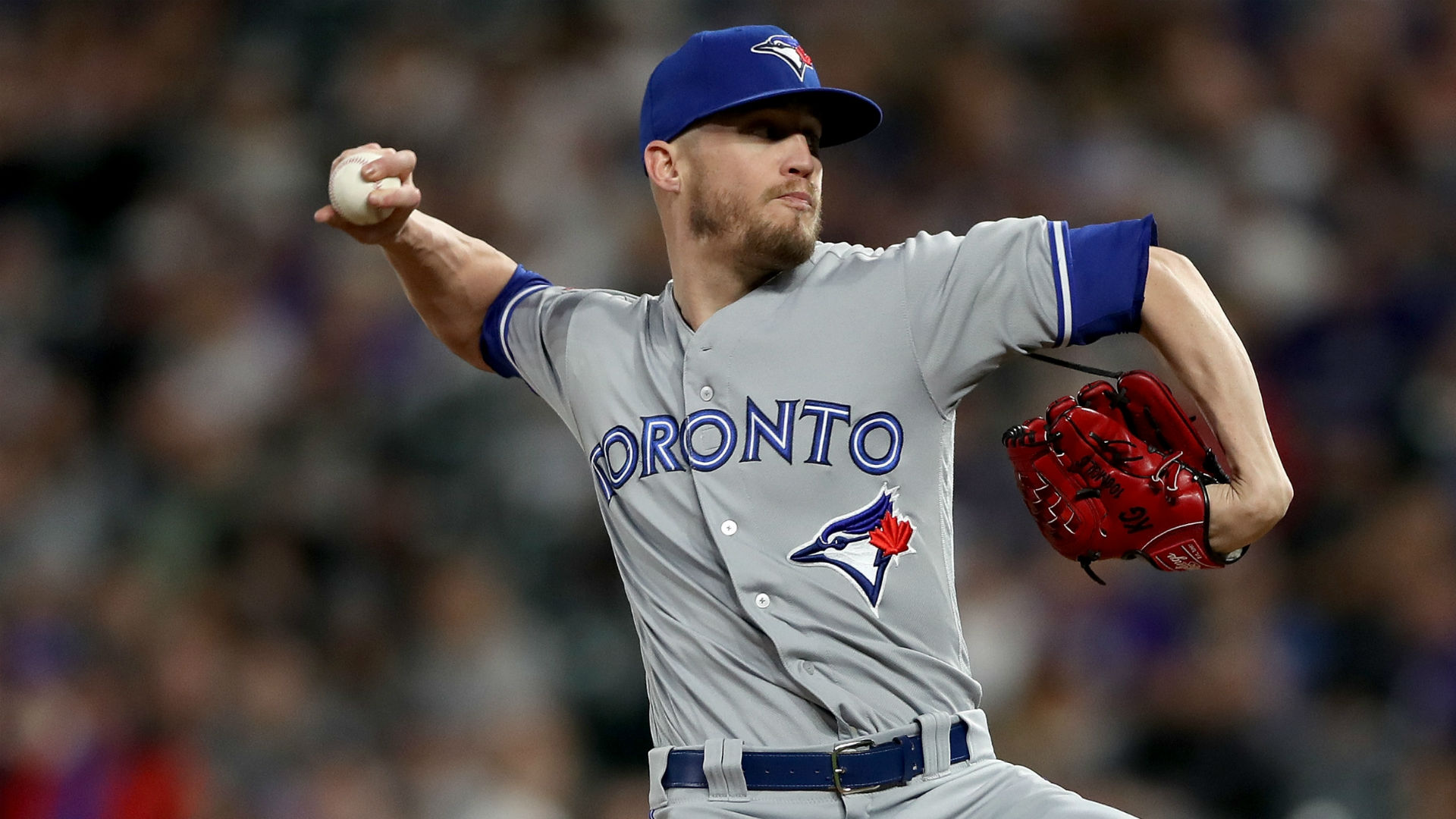 蓝鸟队从3a叫上右投手 jordan romano,并把右投手 ken giles 放进育婴