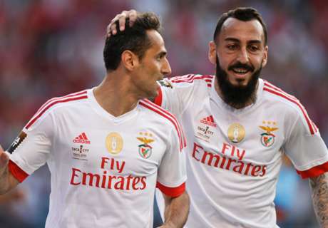 Benfica romp to Taca da Liga win