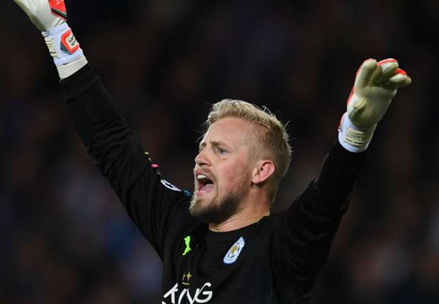 Ucl 2017 Report Leicester City 2 Sevilla 0 3 2 Agg Schmeichel Penalty Save Maintains Fantastic Foxes Revival Under Shakespeare