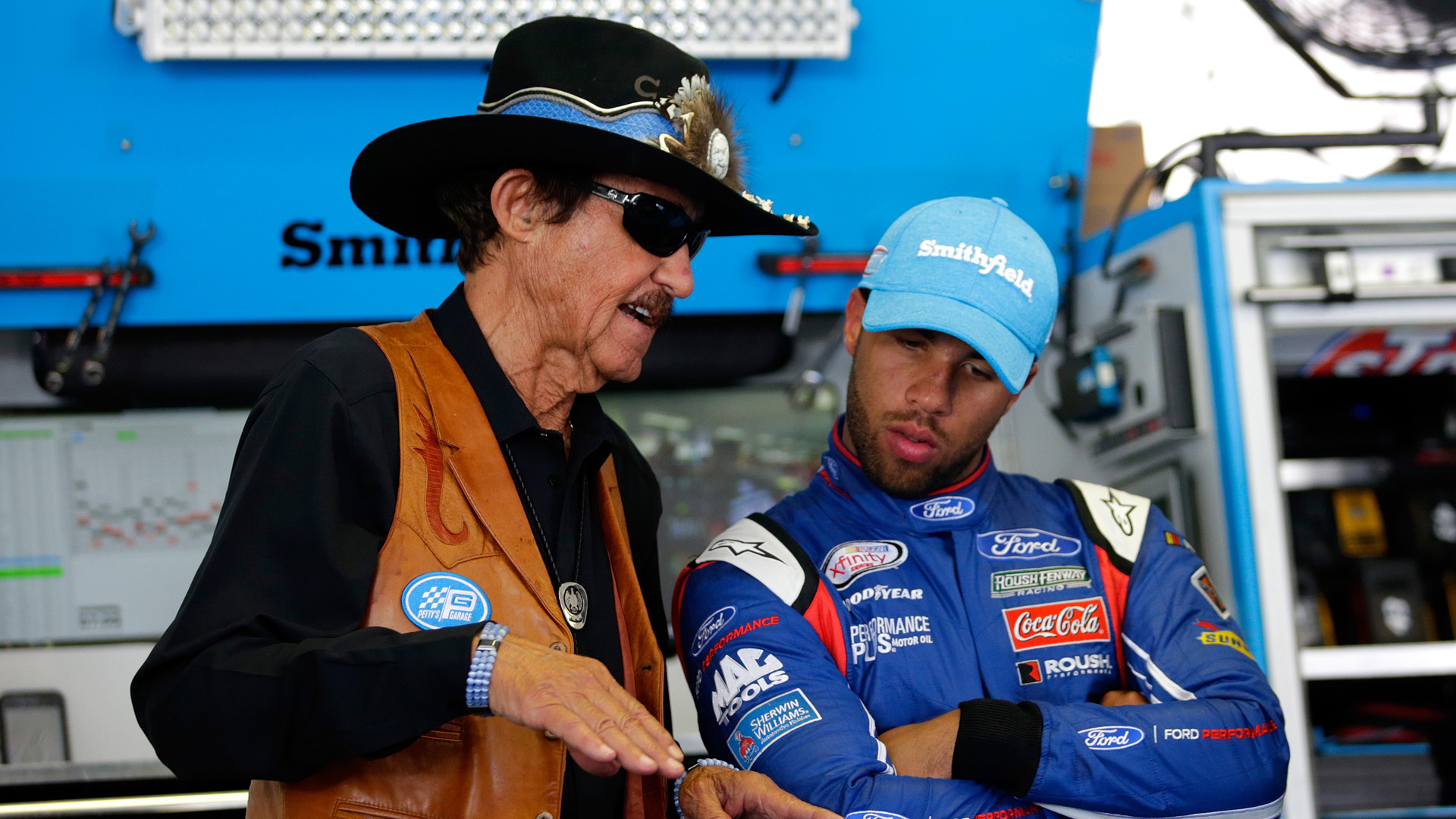 Bubba Wallace keeps promise, gets Richard Petty tattoo