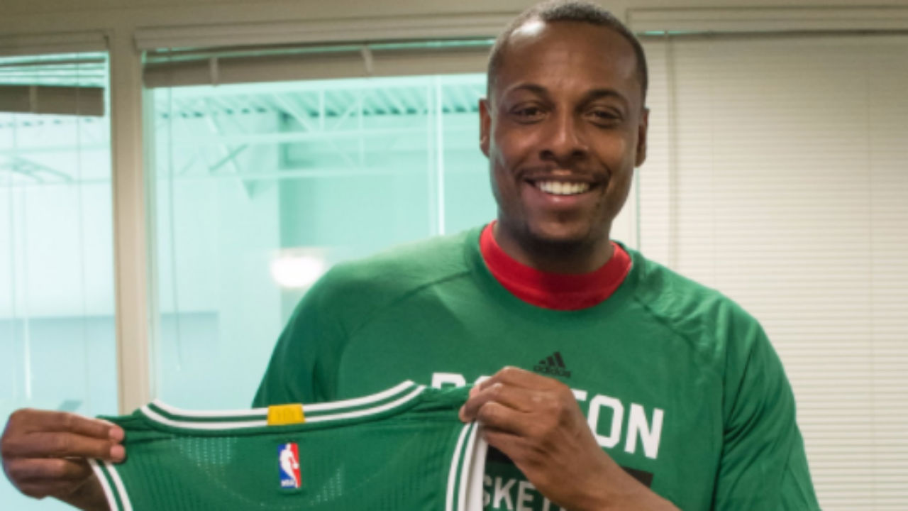 Paul Pierce signs contract to retire with the Boston Celtics