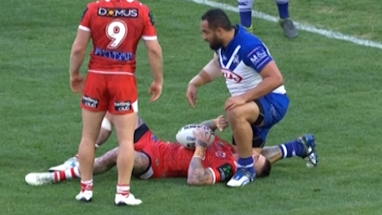 Canterbury Bulldogs break losing streak against St George Illawarra Dragons