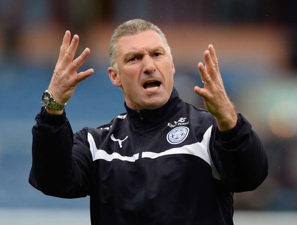 Video: EPL manager rips into journalist
