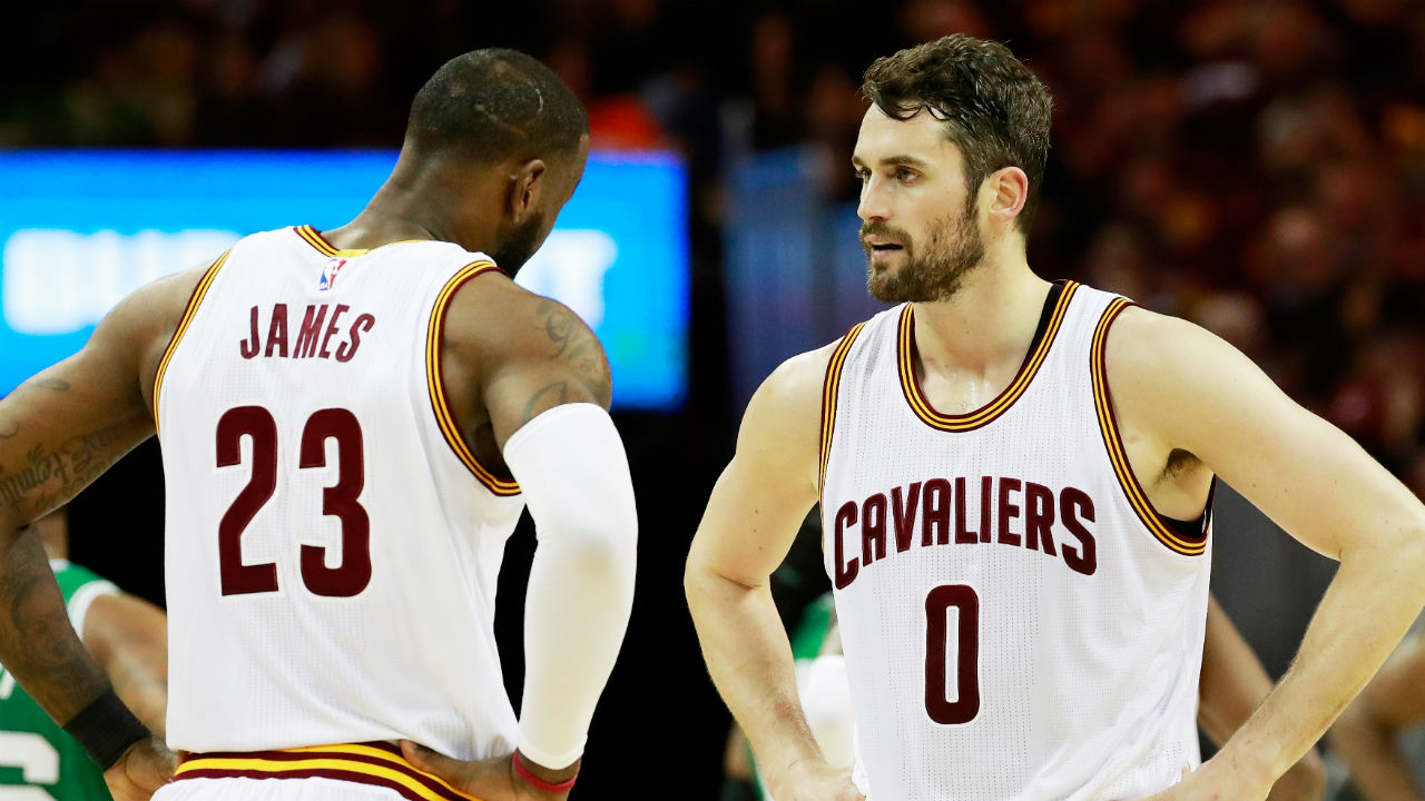 Lakers offer Clarkson or Randle plus 27th, 28th picks for Paul George