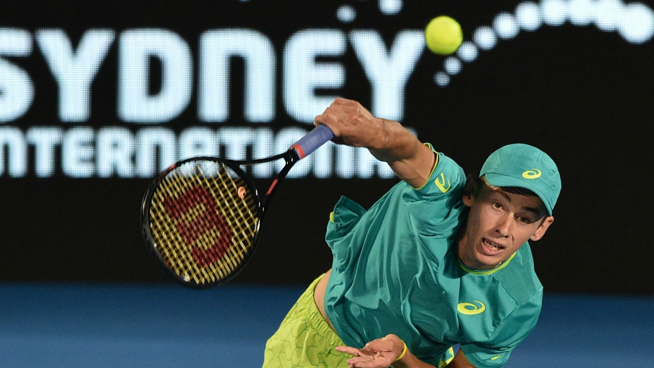 De Minaur loses Sydney final to Medvedev