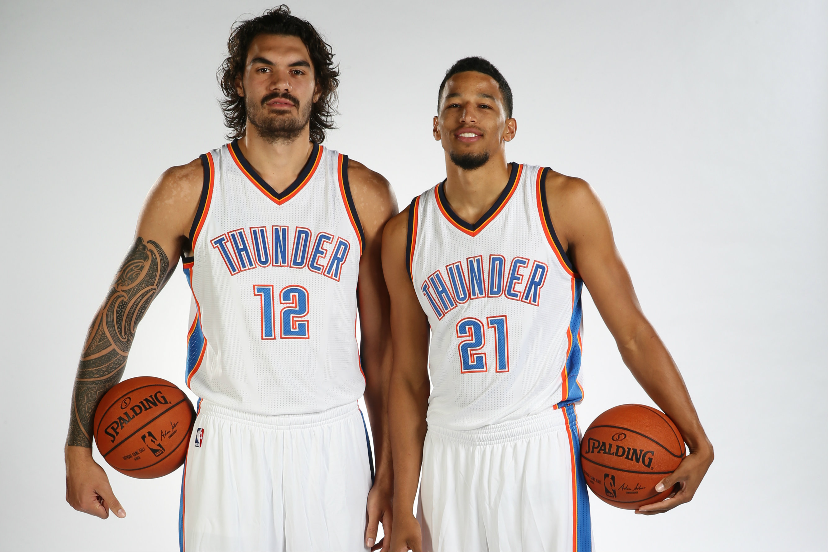 http://images.performgroup.com/di/library/sportal_com_au/9e/ff/steven-adams-andre-roberson_1g4fknwdqk1ke1lc5s8xl8m6fd.jpg?t=-1770117088w=500