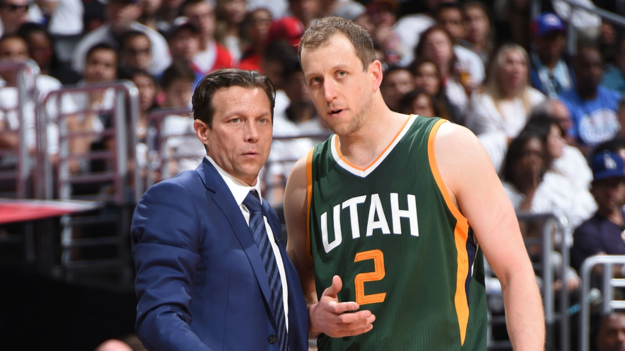 Ingles stays with Utah Jazz with four-year deal