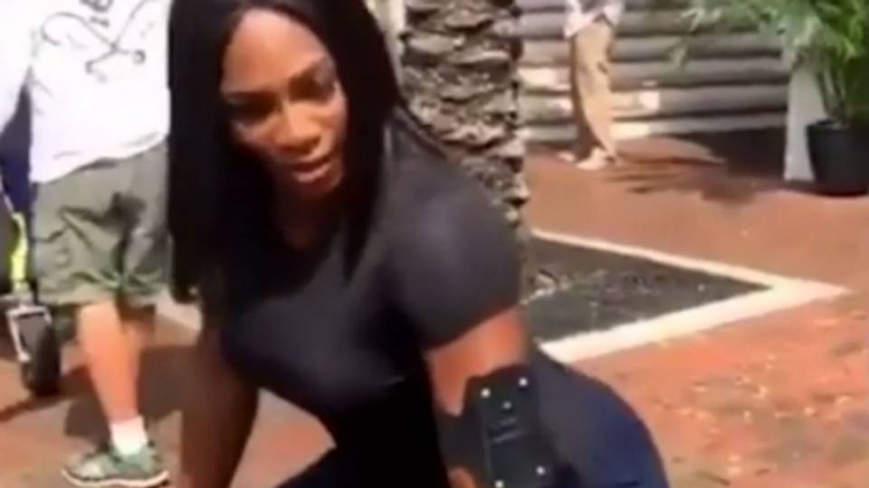 Furzfetischfilme Serena Williams Ass Videos anal abenteuer