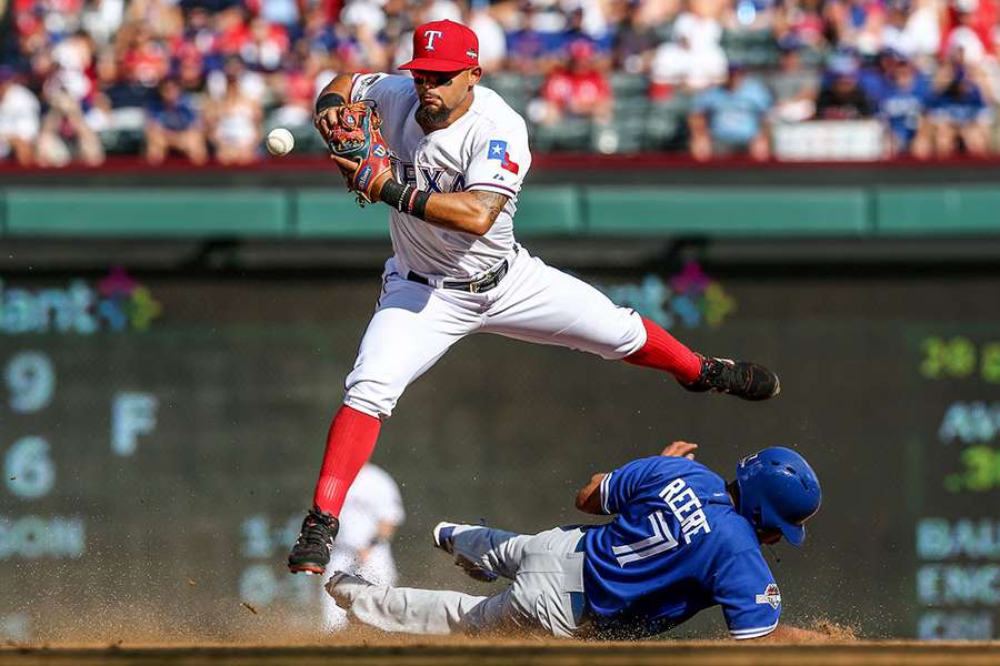http://images.performgroup.com/di/library/sporting_news/19/a6/rougned-odor_1kanrw8fsalns1d0zu181xc0bc.jpg?t=1574334720&h=600