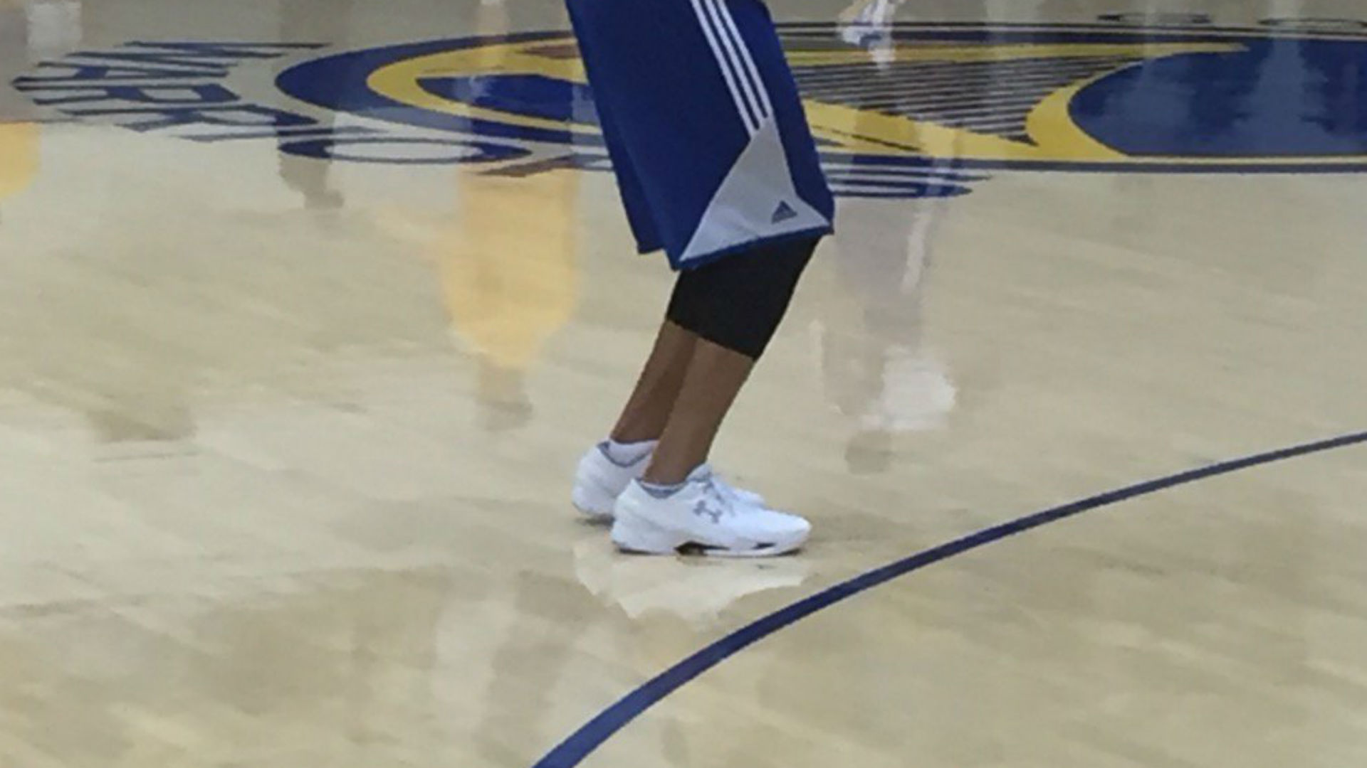 steph curry basket ball shoes