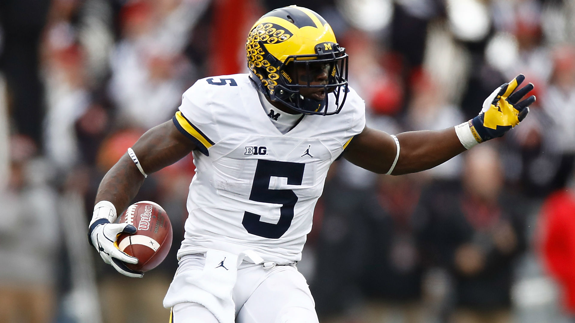 jabrill peppers related to julius peppers
