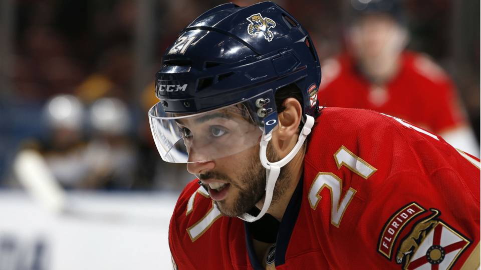 Panthers' Vincent Trocheck scores thirdperiod hat trick in wild win