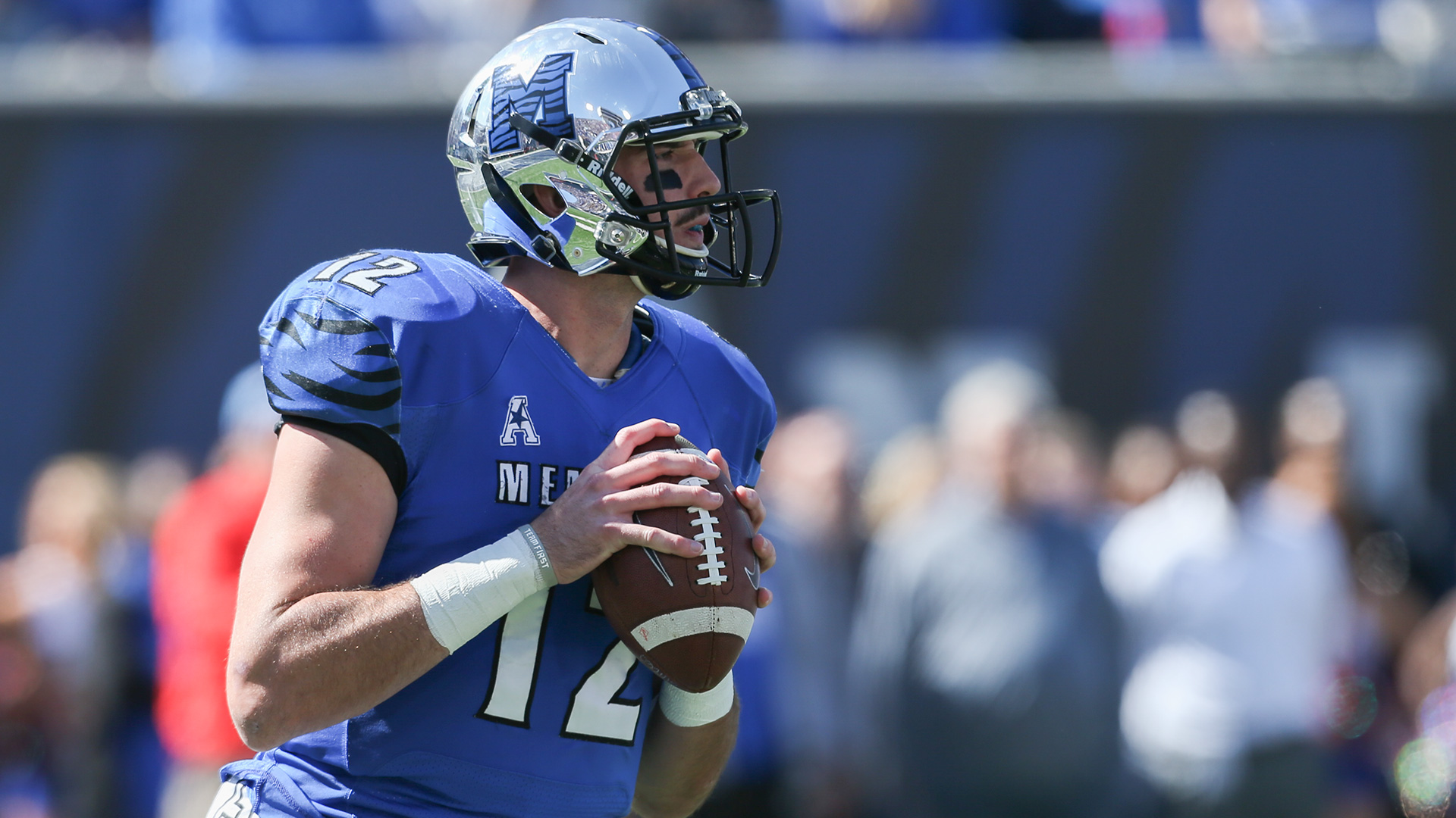 nfl-draft-memphis-paxton-lynch-030216-ftrjpg_bb8gcggu3oyv14on33pcwbj4l.jpg