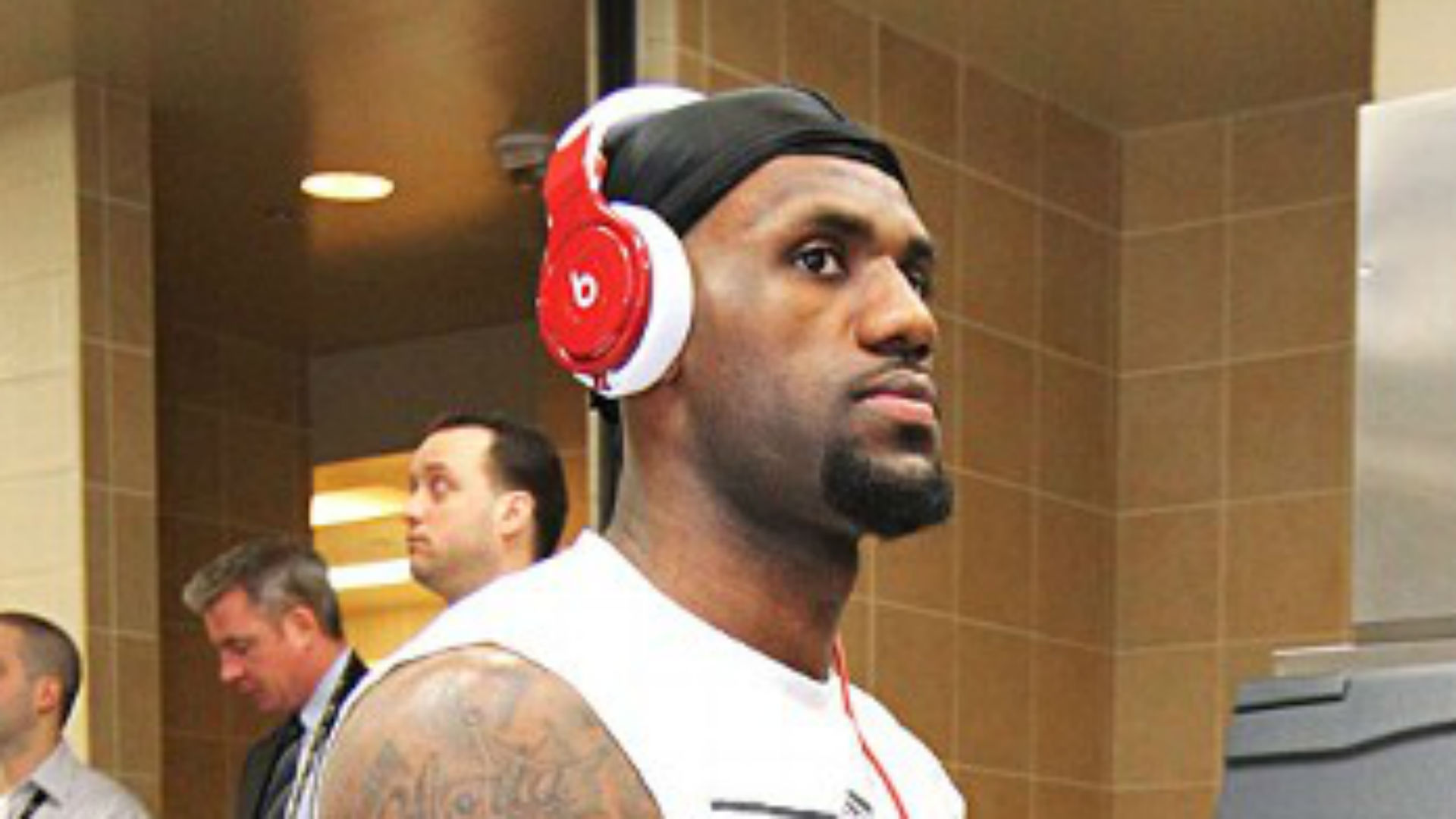 beats by dre lebron and bronny