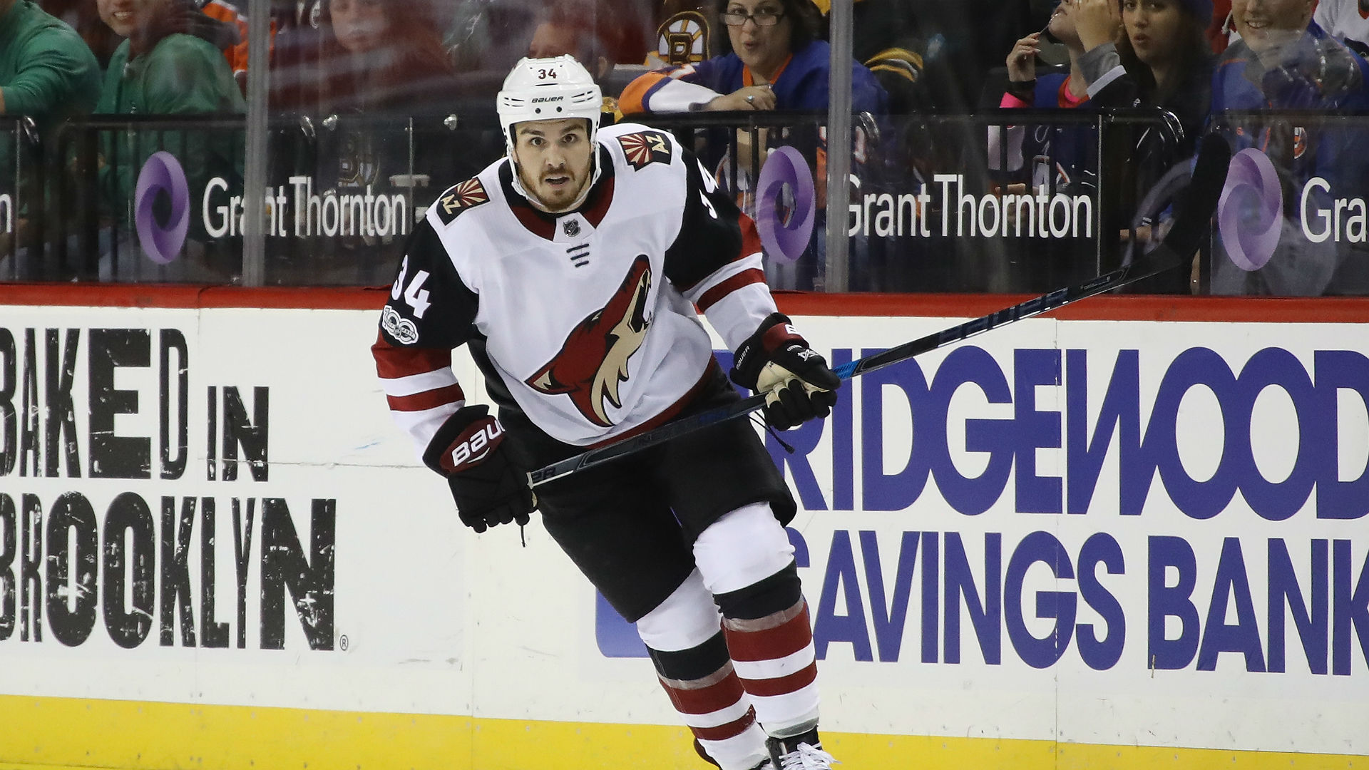 Coyotes' Rinaldo hits MacKinnon, punches Girard, gets ejected