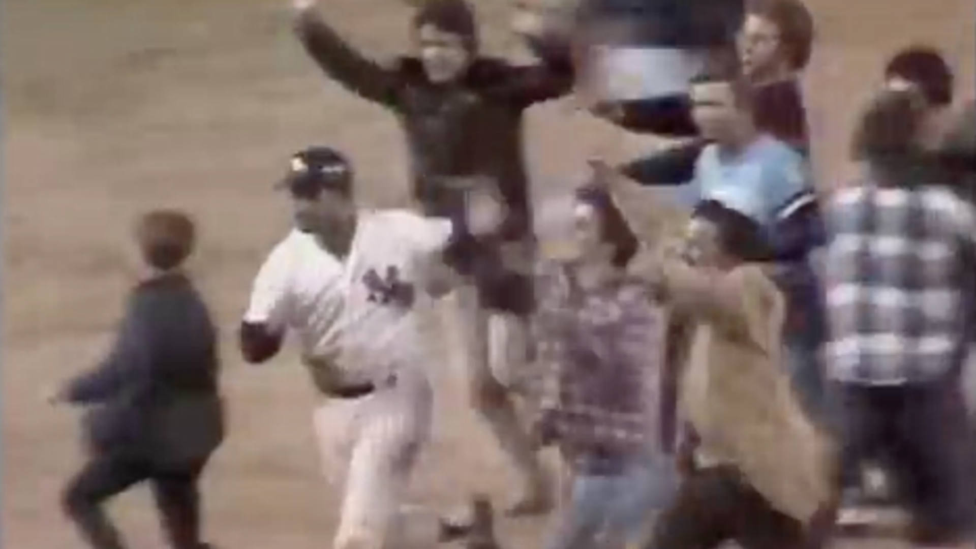 Oct. 14, 1976 When Chris Chambliss won the pennant and Yankee Stadium went insane MLB