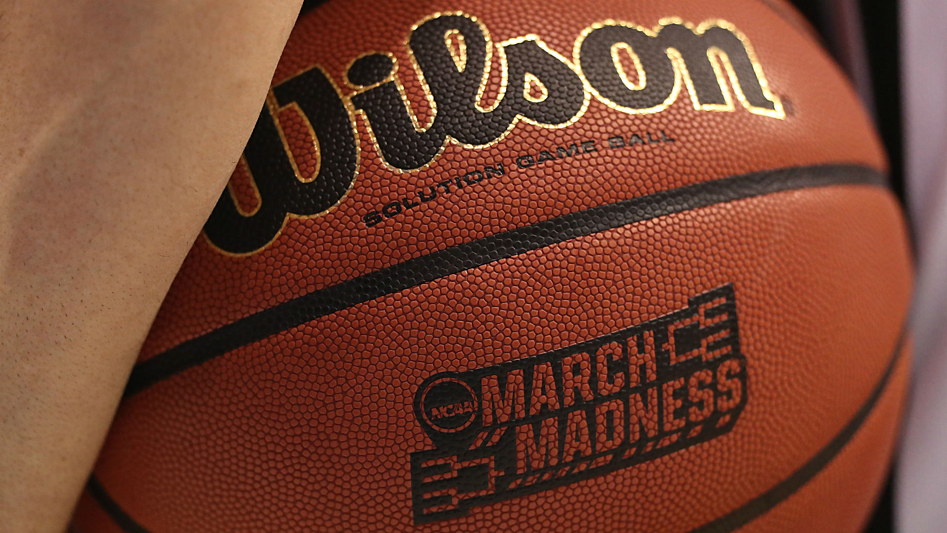 NCAA corruption probe threatens to transform college basketball, report says
