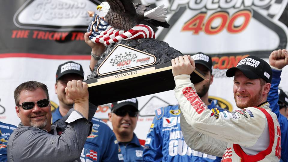 dale-earnhardt-jr-trophy-060914-ap-ftrjpg_130u4buha92et1a3al48qhr3vg.jpg