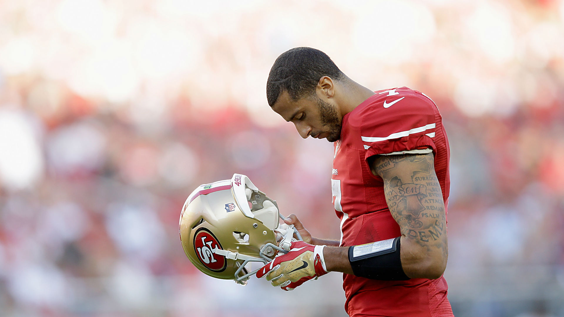 10,358 Colin Kaepernick Photos & High Res Pictures - Getty Images