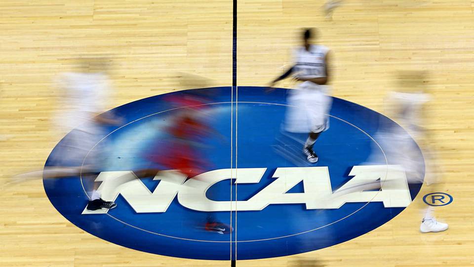 College basketball is warned: FBI plays higher-stakes game ...