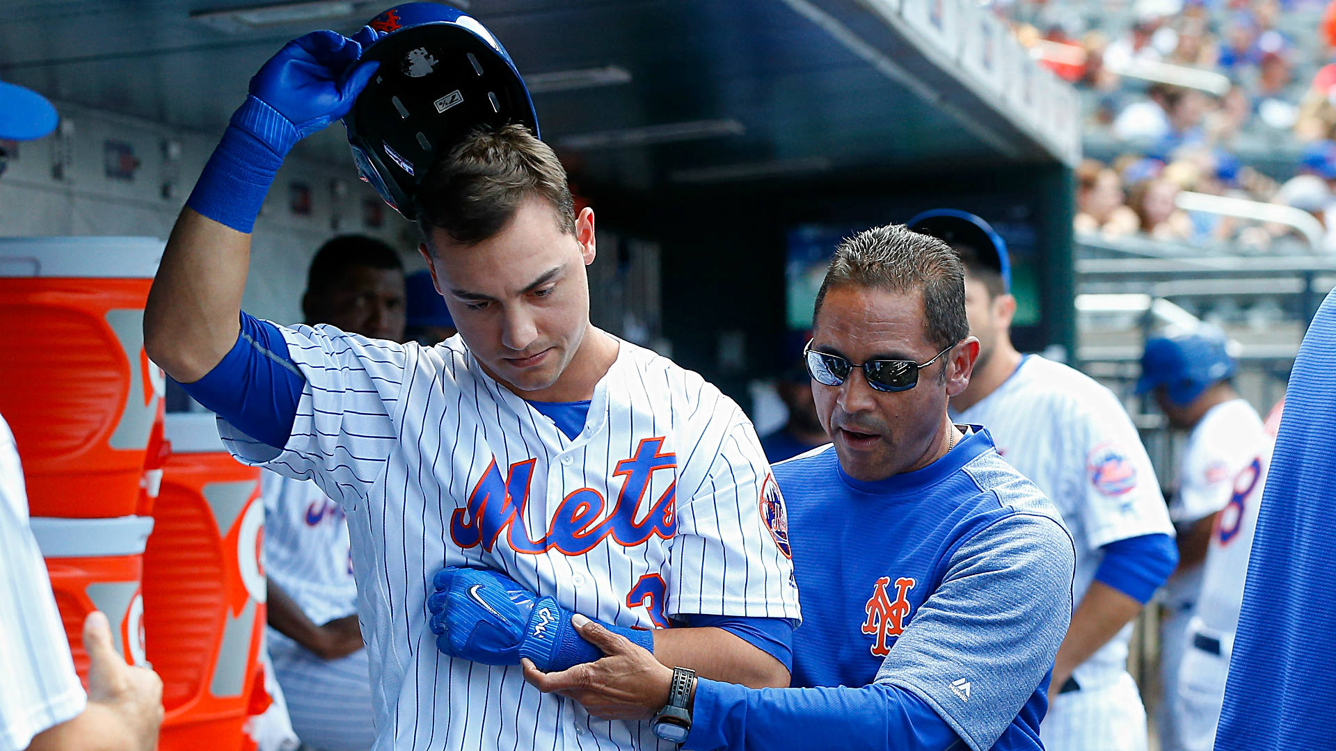 Mets' Conforto dislocates shoulder after swinging in the 5th Mets' Conforto dislocates shoulder after swinging in the 5th