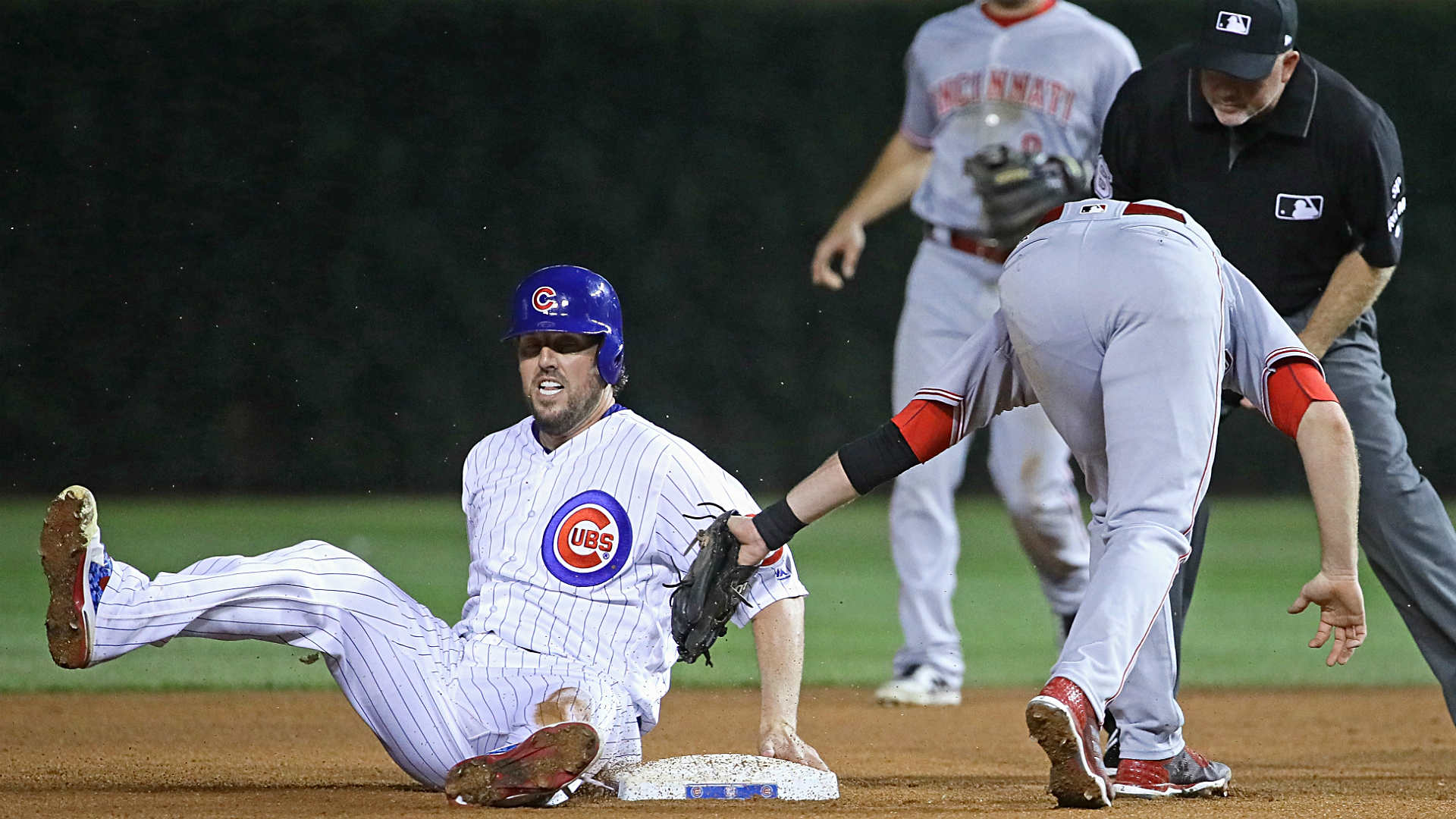 Cubs shuffle outfielders in attempt to stop Reds slugger Joey Votto Cubs shuffle outfielders in attempt to stop Reds slugger Joey Votto