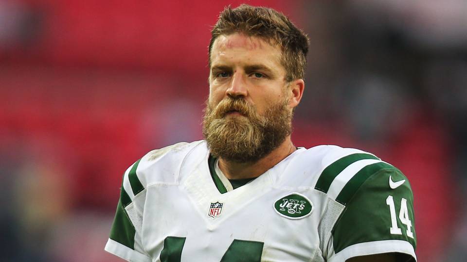 Ryan Fitzpatrick got videobombed by Nick Mangold and it was great | NFL