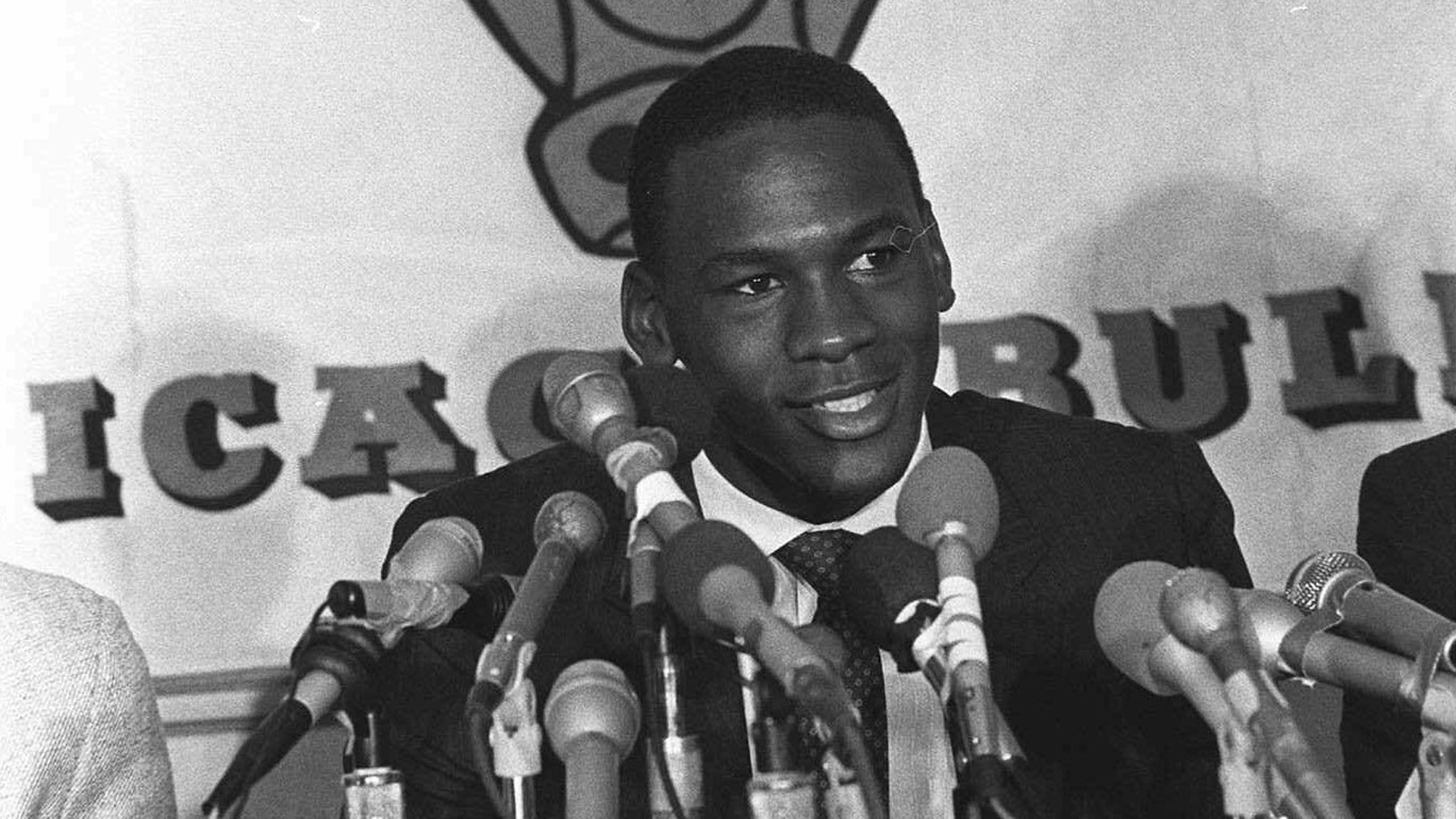 Michael Jordan signed his rookie contract 30 years ago today NBA