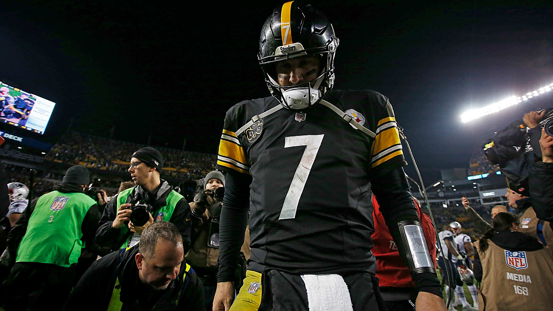 Steelers' Antonio Brown ruled out vs. Texans