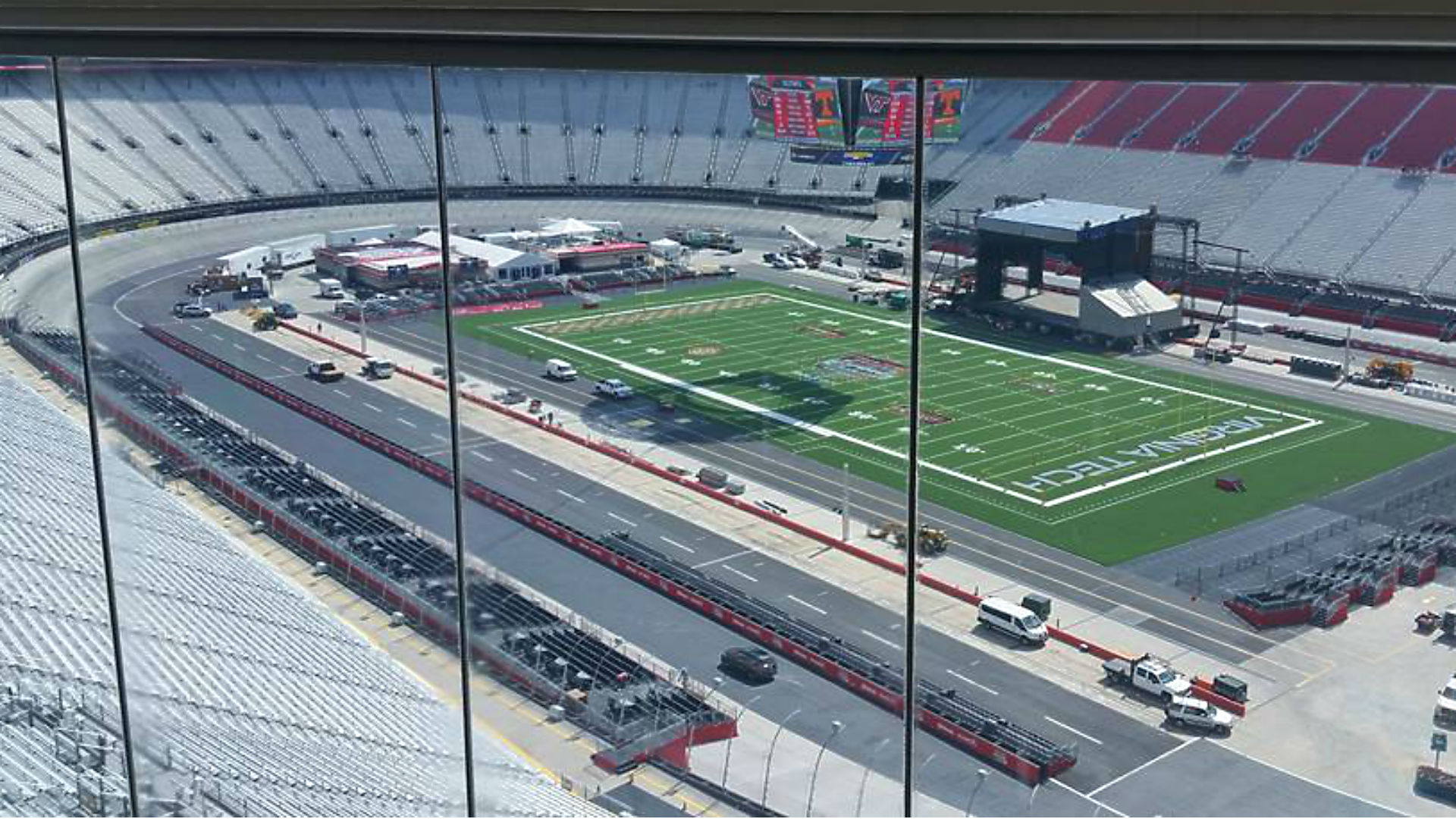 PHOTOS: Battle at Bristol Between Tennessee and Virginia Tech Sets  Attendance Record