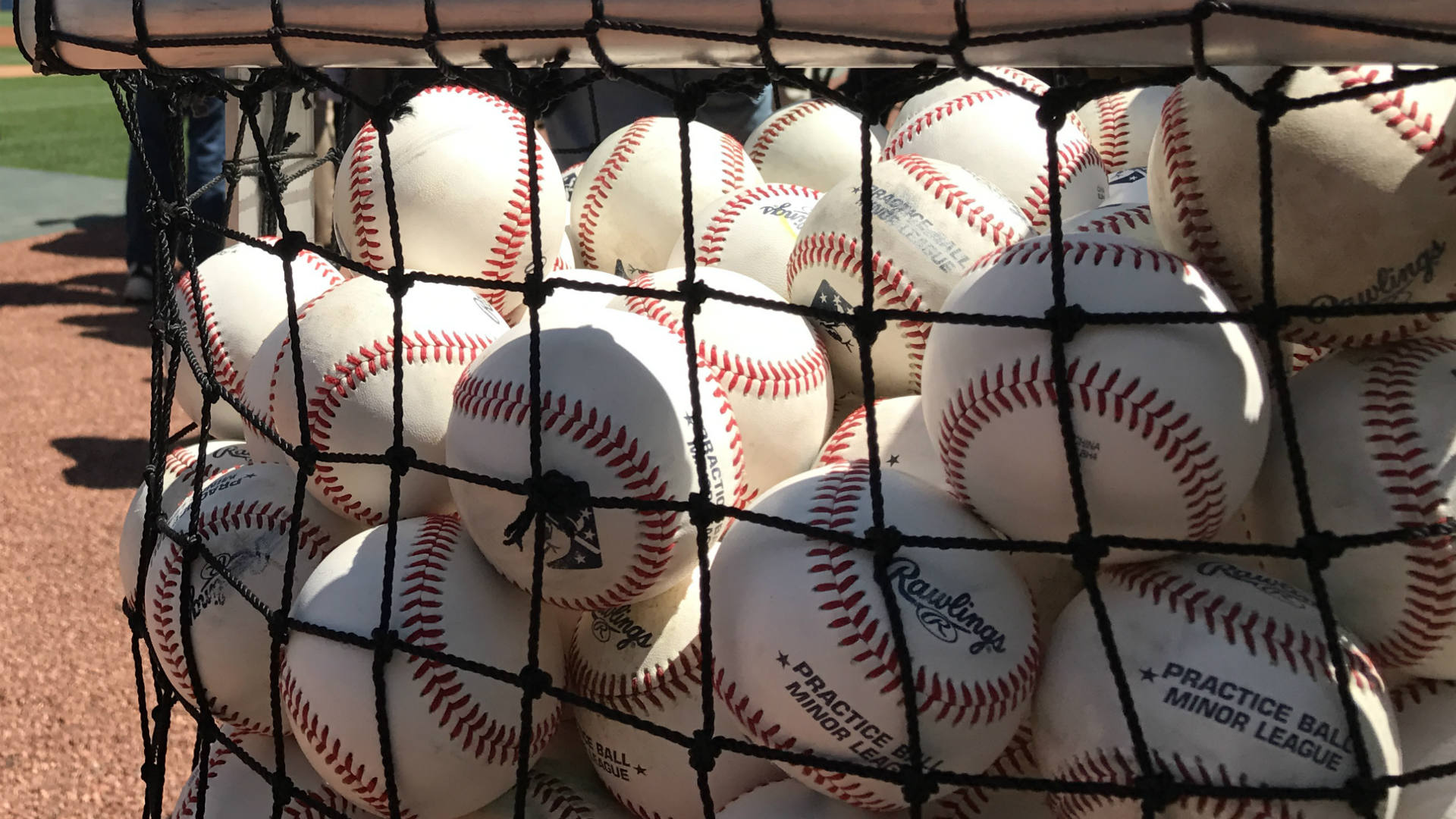 Tony Thomas first to 'steal' first base in Atlantic League game, doesn't get credit for it