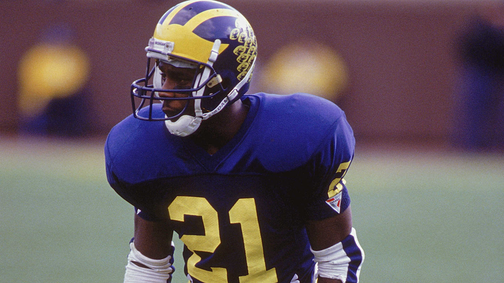 michigan-retires-howard-s-number-nixes-legends-jerseys-ncaa