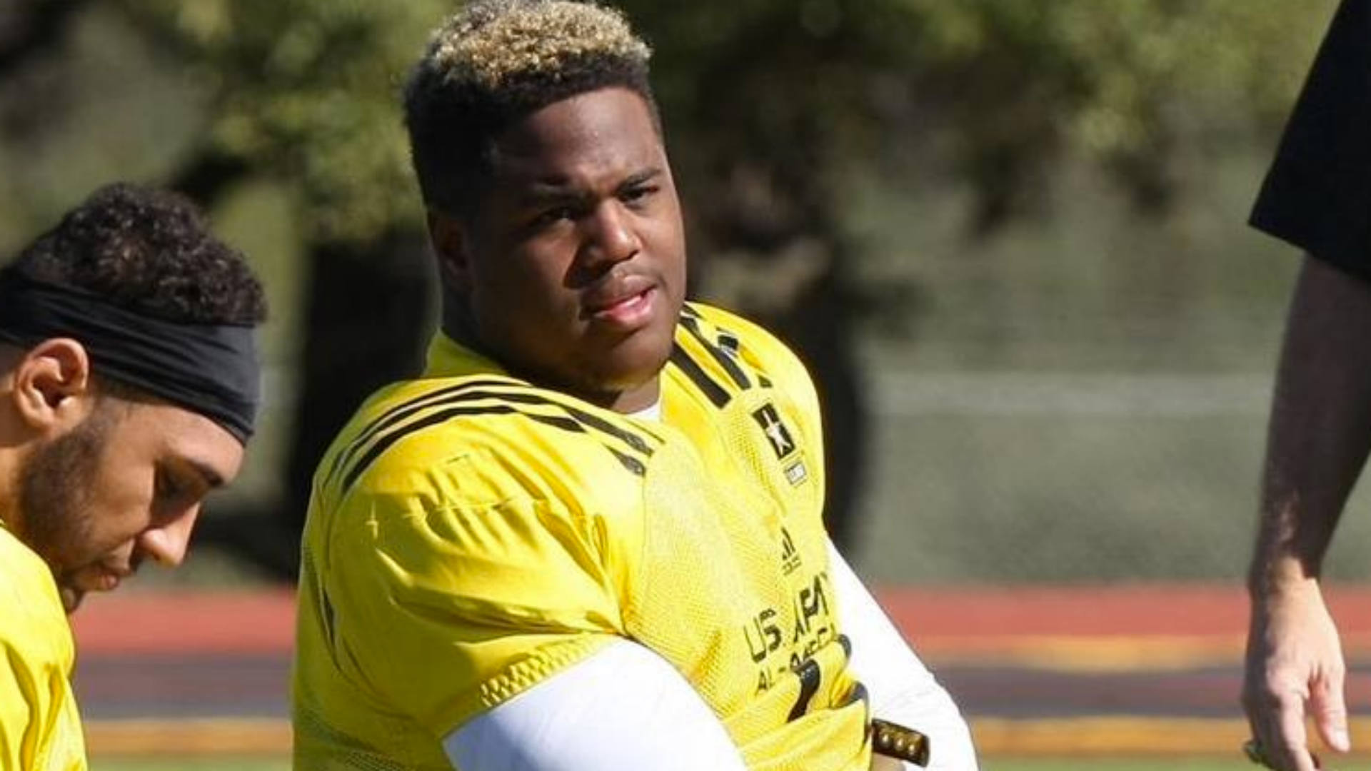 Scouting report McKenzie has size, strength to control line of