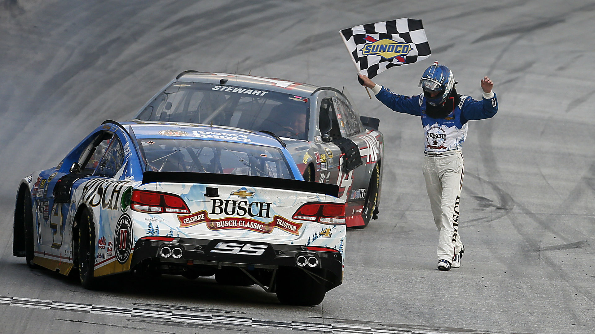 Kevin Harvick Wins Long, Wacky Race At Bristol 