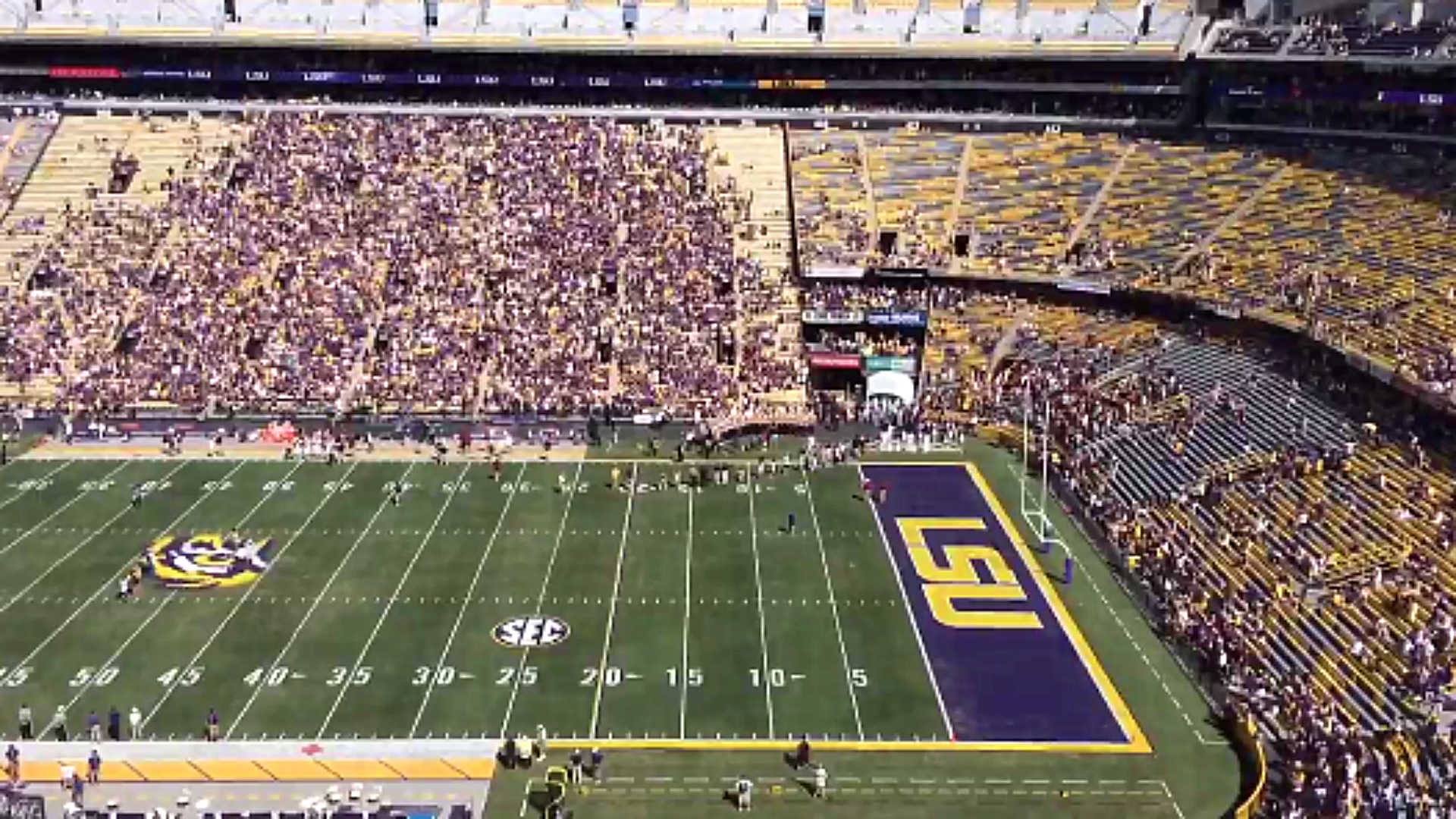 Less Than Half Of Tiger Stadium Filled For South Carolina 'home' Game ...