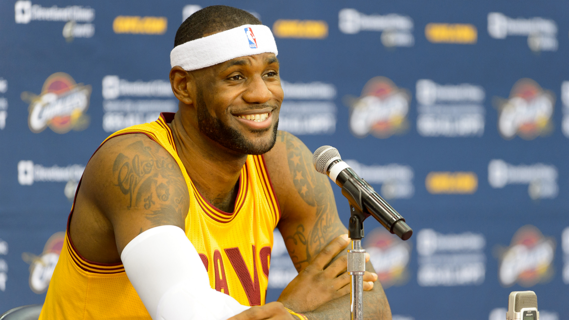 Lebron James Hair Is Disappearing Again Nba Sporting News