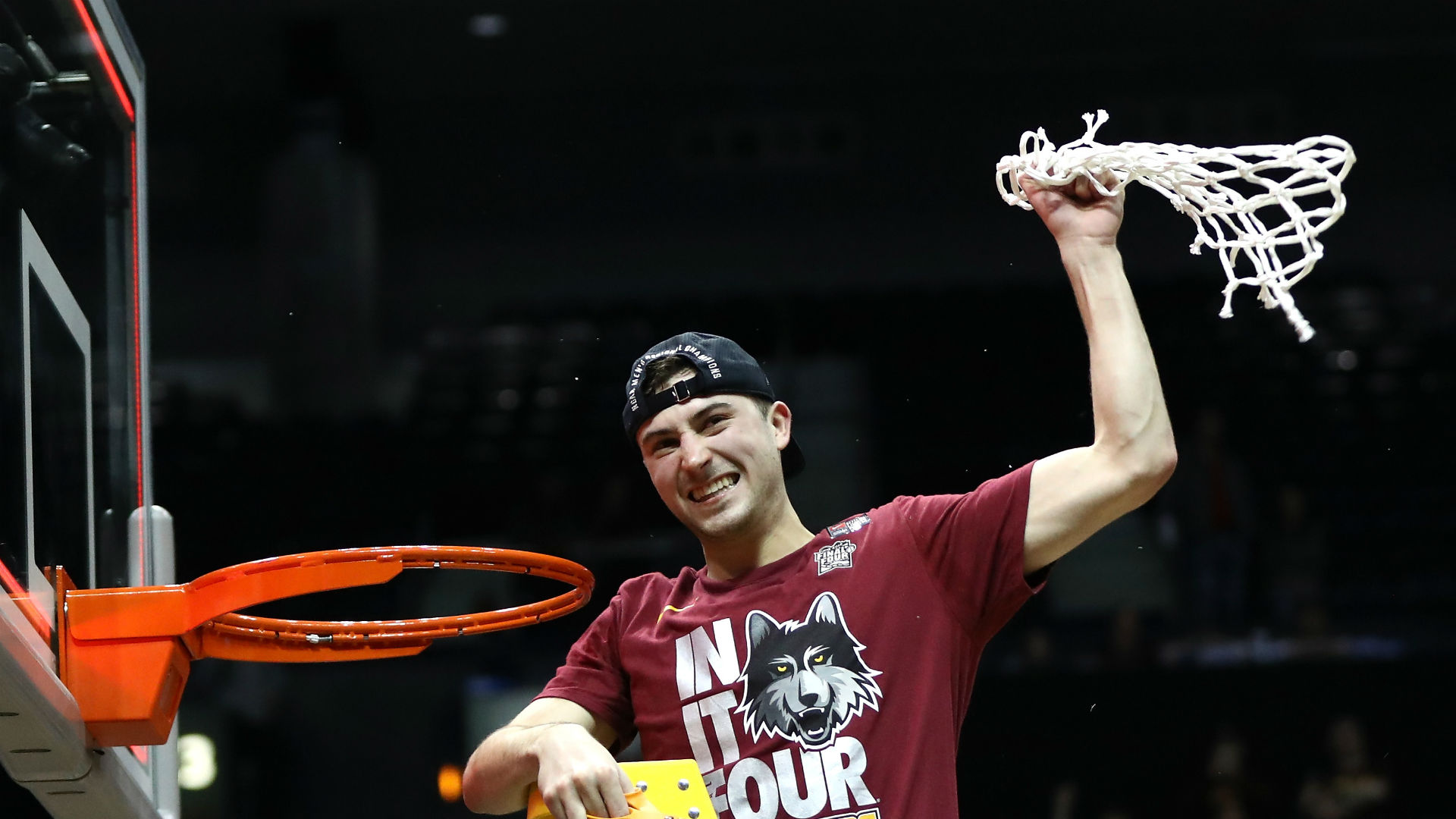 March Madness 2018: Four upsets, four different heroes make one amazing Loyola Chicago Final Four run