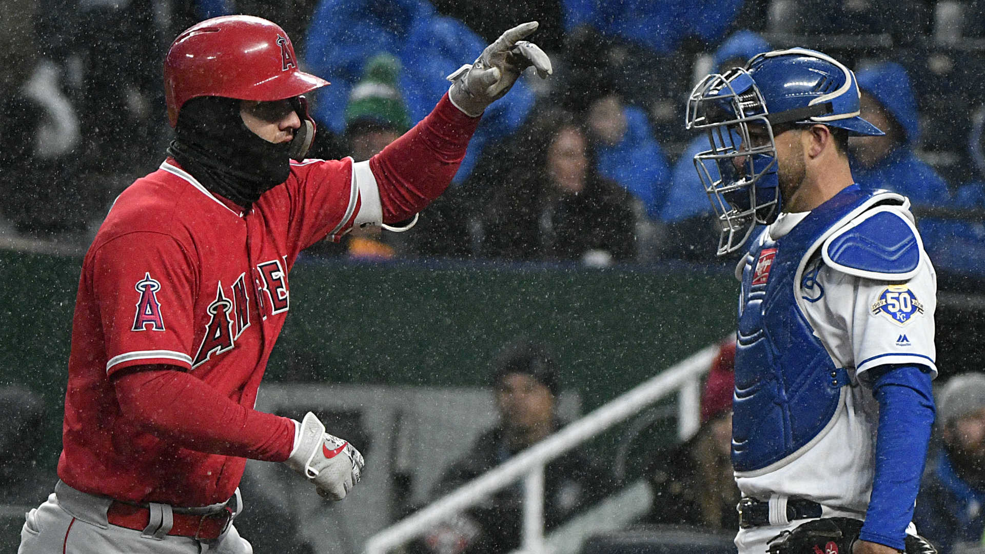 Mike Trout, fan of snow, had a tough time playing in KC storm