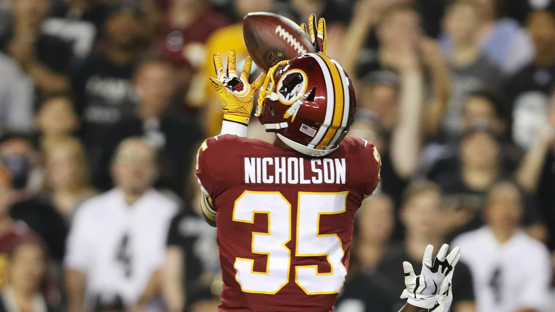 Body of Redskins safety started twitching after collision with 49ers' Pierre Garcon