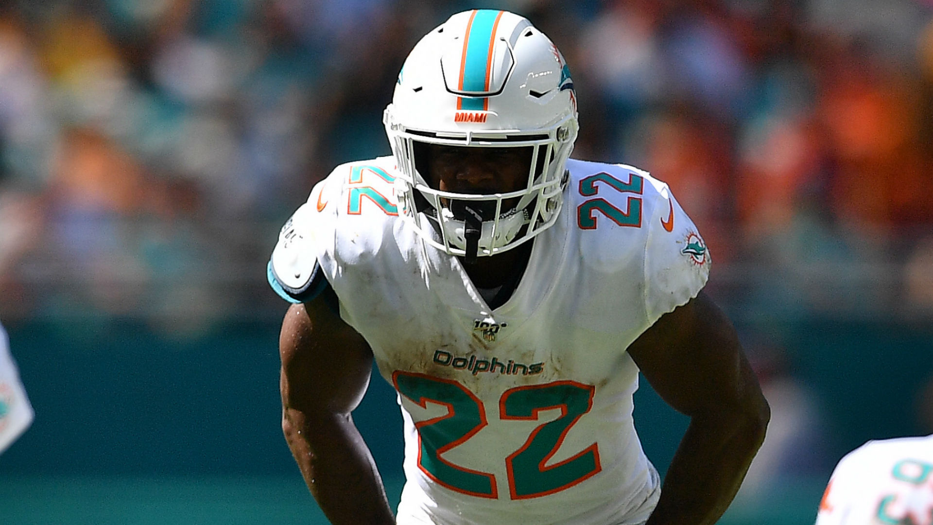 Mark Walton arrested, charged with battery for allegedly punching pregnant woman; Dolphins cut RB
