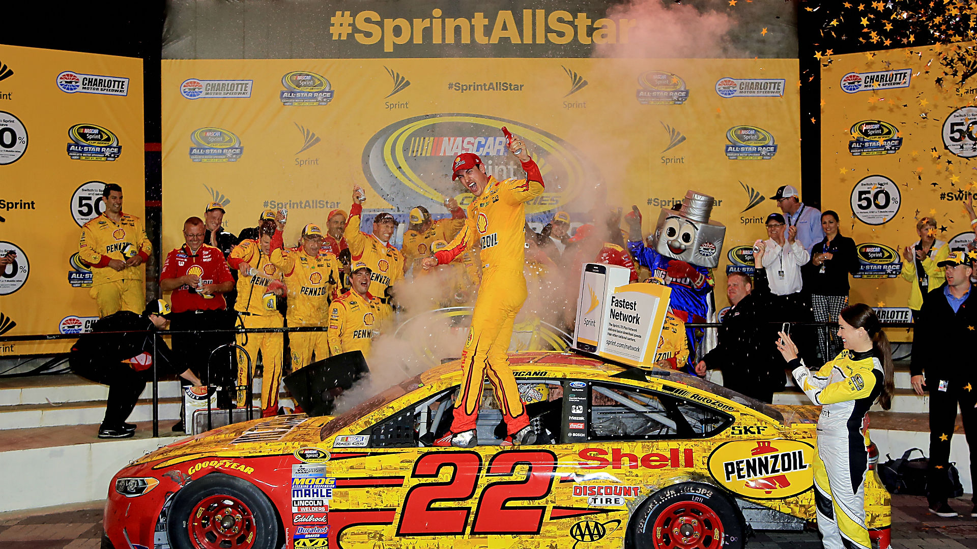 Joey Logano makes 1 million pass to win Sprint AllStar Race NASCAR