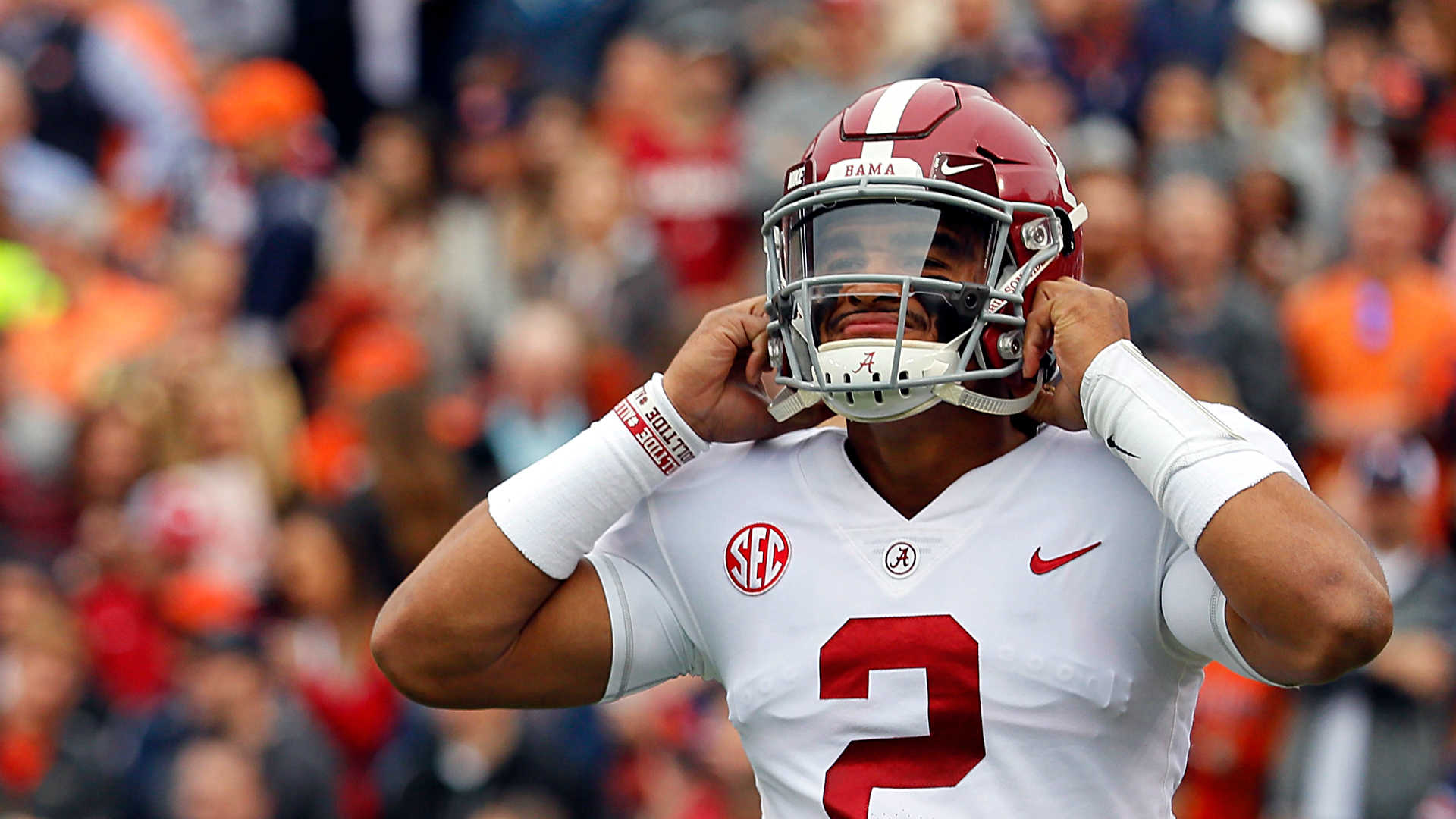 Jalen Hurts Trolls Charles Barkley With National Championship Trophy After Losing Bet Jalen Hurts Trolls Charles Barkley With National Championship Trophy After Losing Bet