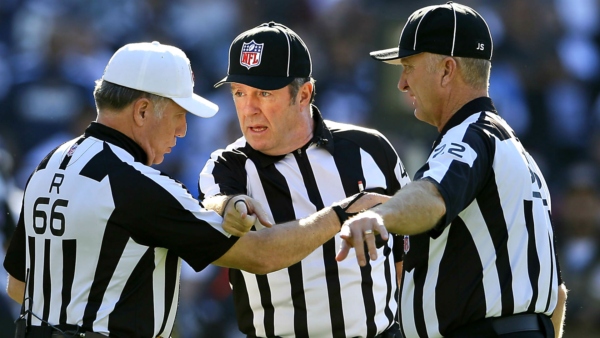 leave-the-refs-alone-it-s-not-their-fault-your-team-lost-nfl