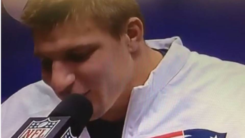 rob gronkowski reads from