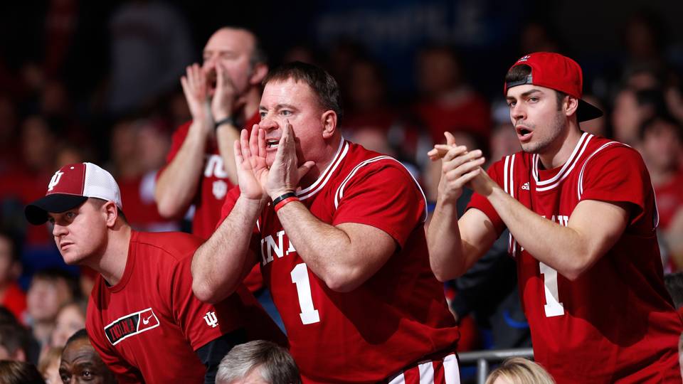 Indiana distributes flyers discouraging chants offensive to Michigan